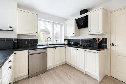 4 bedroom semi-detached house for sale, Beaminster Way, Newcastle Upon Tyne, NE3