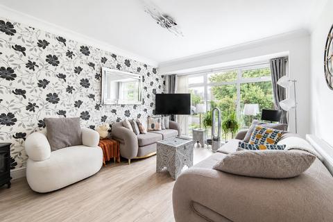 4 bedroom semi-detached house for sale, Beaminster Way, Newcastle Upon Tyne, NE3