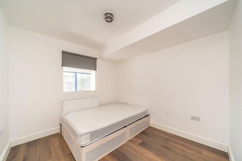 2 bedroom flat to rent, Worsley Bridge Road, London SE26