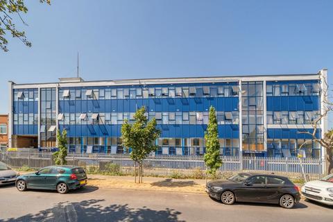 2 bedroom flat to rent, Worsley Bridge Road, London SE26