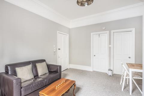 Studio to rent, Ifield Road, Chelsea, London, SW10
