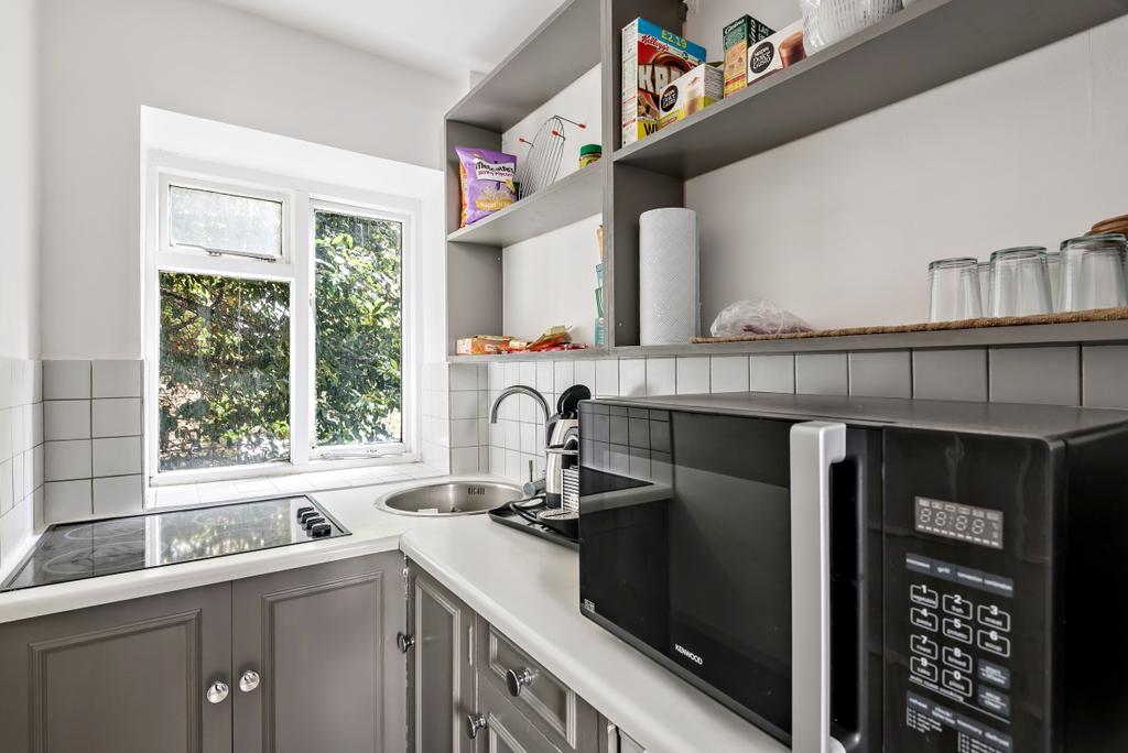 Apartment in London - View 2