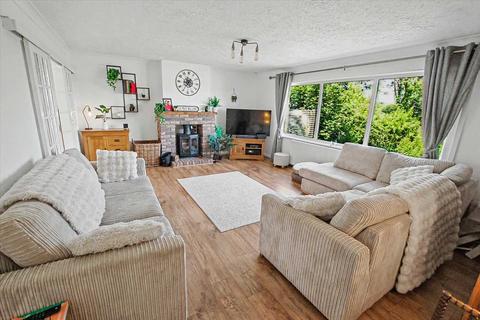 3 bedroom detached bungalow for sale, Hawthorns, 20 Grove Hill