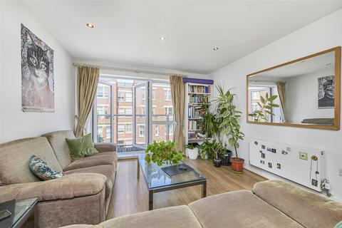 Drapers Court, London SW11