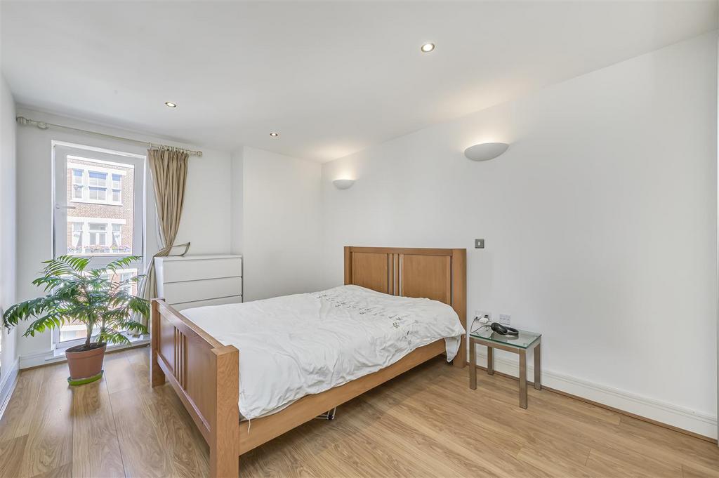 Eden Harper - Drapers Court Kingsway Square SW11