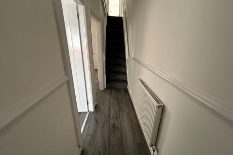 3 bedroom terraced house to rent, Gonville Road, Bootle, L20