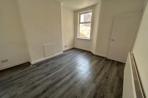 3 bedroom terraced house to rent, Gonville Road, Bootle, L20