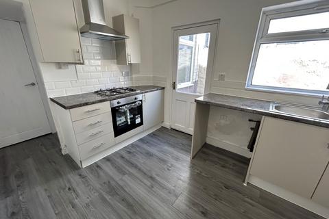 3 bedroom terraced house to rent, Gonville Road, Bootle, L20