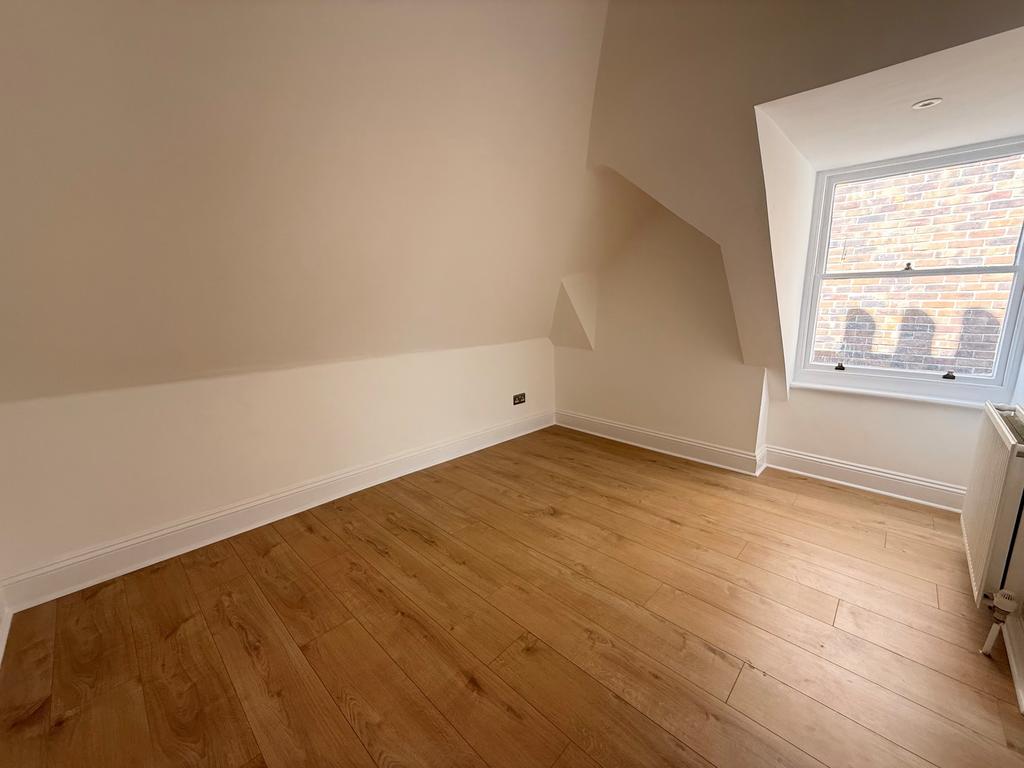 Apartment in Hove - View 5