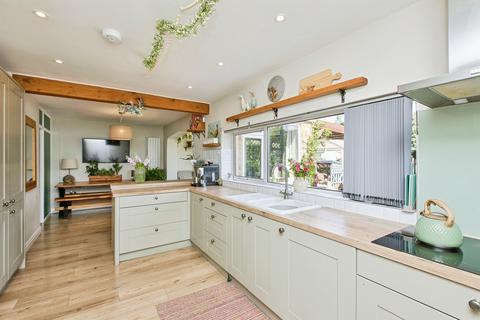 4 bedroom detached house for sale, Cobthorne Drive, Allestree, Derby