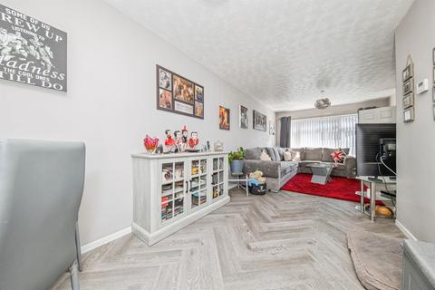 3 bedroom detached house for sale, Shrubland Court, Clacton-On-Sea