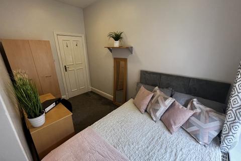 1 bedroom in a house share to rent, 24 Cumberland Road, Leeds LS6