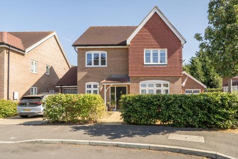 4 bedroom house for sale, Chinnor, Oxfordshire
