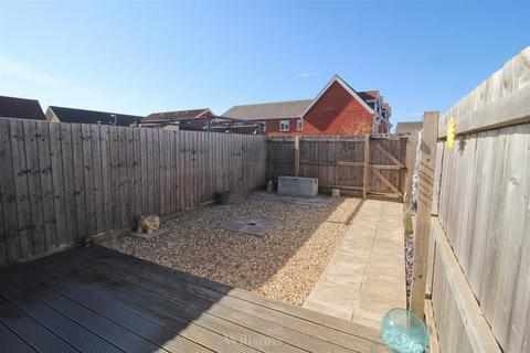 2 bedroom terraced house for sale, Normanby Road, Skegness