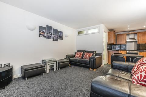 2 bed flat/apartment for rent in Great Dover Street, London, SE1