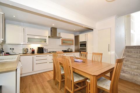 4 bedroom terraced house for sale, Highland Road, Shortlands/Bromley, BR1