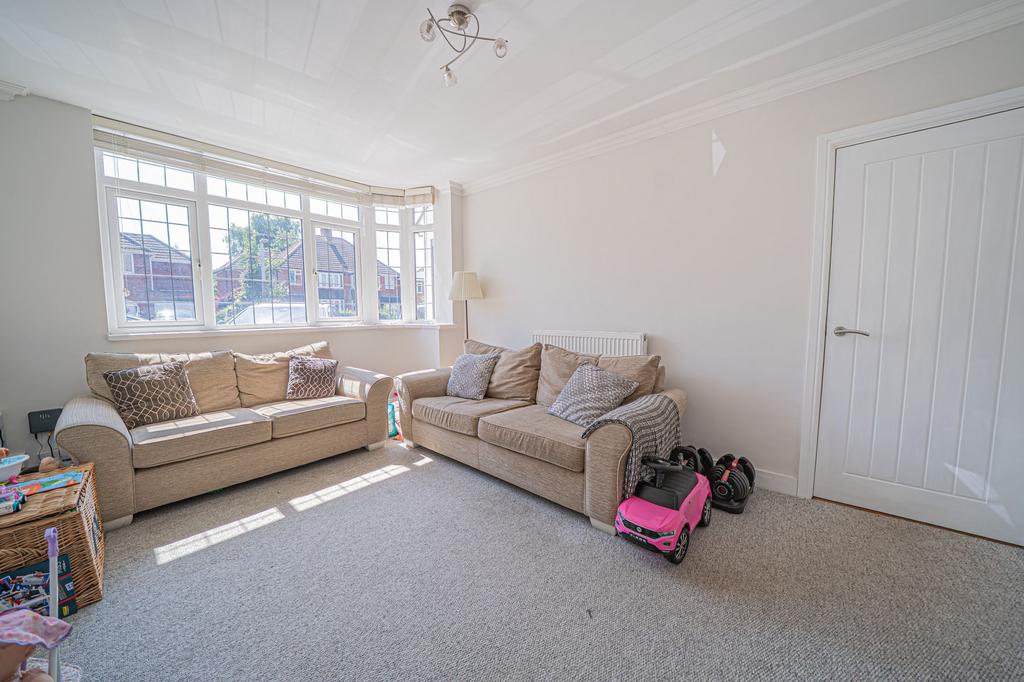 House in Solihull, West Midlands - View 3