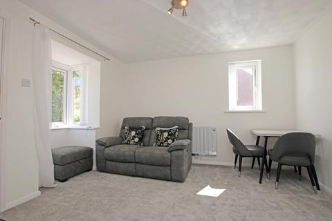 1 bedroom cluster house for sale, Brambleside Court, Kettering, Northamptonshire, NN16