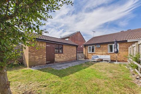 2 bedroom semi-detached bungalow for sale, Duncombe Drive, Driffield, YO25 6YD