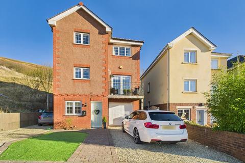 4 bedroom townhouse for sale, Beech Tree Crescent, Blaina, NP13