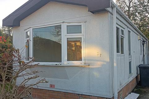1 bedroom park home to rent, Greenhill Drive, Gloucester, GL4