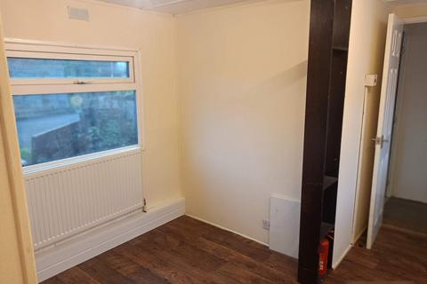 1 bedroom park home to rent, Greenhill Drive, Gloucester, GL4