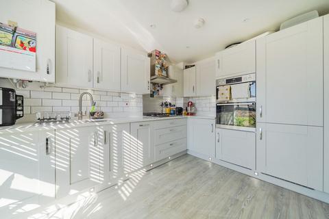 3 bedroom end of terrace house for sale, Thorpe Close, Bordon, GU35