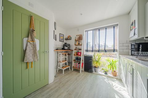 3 bedroom end of terrace house for sale, Thorpe Close, Bordon, GU35