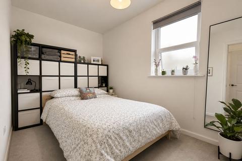 2 bedroom flat to rent, Coronation Road, Southville, BS3