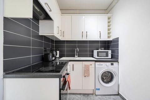 Studio for sale, Jamaica Road, London