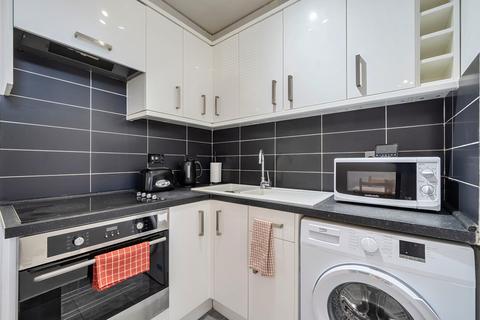 Studio for sale, Jamaica Road, London
