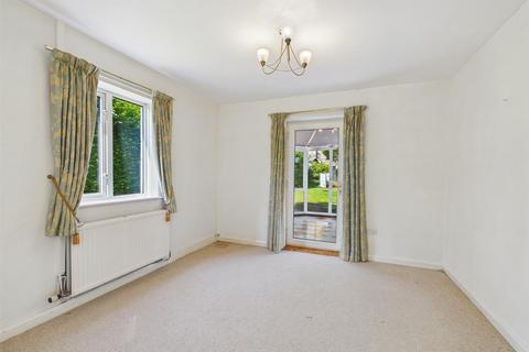 3 bedroom detached house for sale, Compton Grove, Buxton
