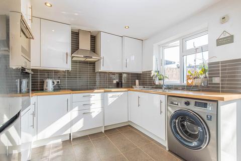 3 bedroom townhouse for sale, Park Close, Sonning Common, South Oxfordshire