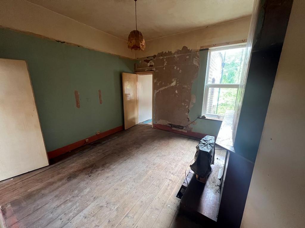 House in Birmingham, West Midlands - View 4