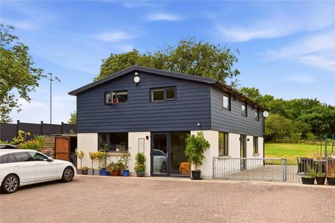 4 bedroom equestrian property for sale, Greenhead Lane, Reedley, Burnley, Lancashire, BB12