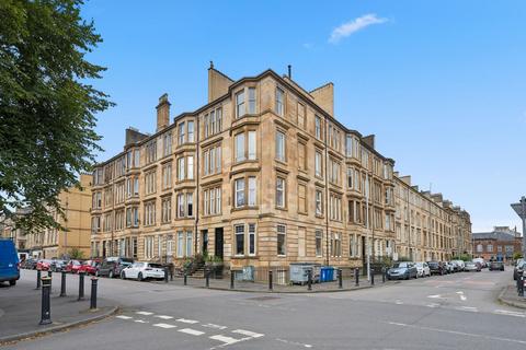 5 bedroom flat for sale, 292 Langside Road, Flat 3/1, Queens Park, Glasgow, G42 8XW