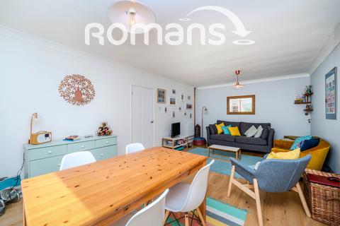 2 bedroom flat to rent, Shawfield Court, 29 Church Road, West Drayton, UB7