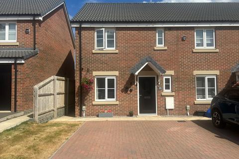 3 bedroom end of terrace house for sale, Dent Road, Stockton-On-Tees
