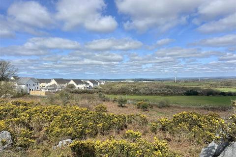 3 bedroom end of terrace house for sale, St Michaels Way, Roche