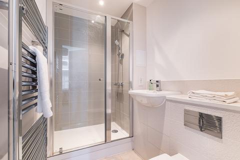3 bedroom apartment to rent, Brumwell Avenue London SE18