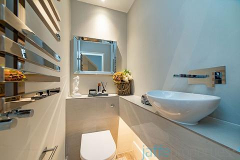 undefined, Melrose Avenue, London, NW2
