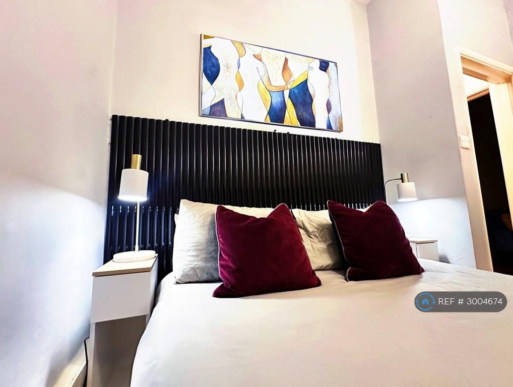 Apartment in London - View 3