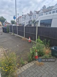 2 bedroom maisonette to rent, Woodville Road, Thornton Heath, CR7