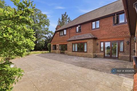 6 bedroom detached house to rent, Woodhill, Woking, GU23