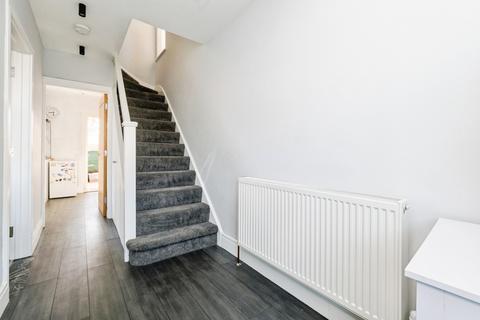 3 bedroom end of terrace house for sale, Eastwood Drive, RAINHAM, Essex, RM13