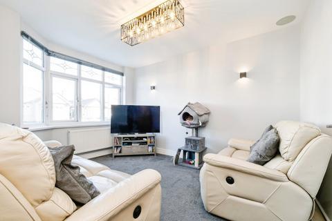 3 bedroom end of terrace house for sale, Eastwood Drive, RAINHAM, Essex, RM13