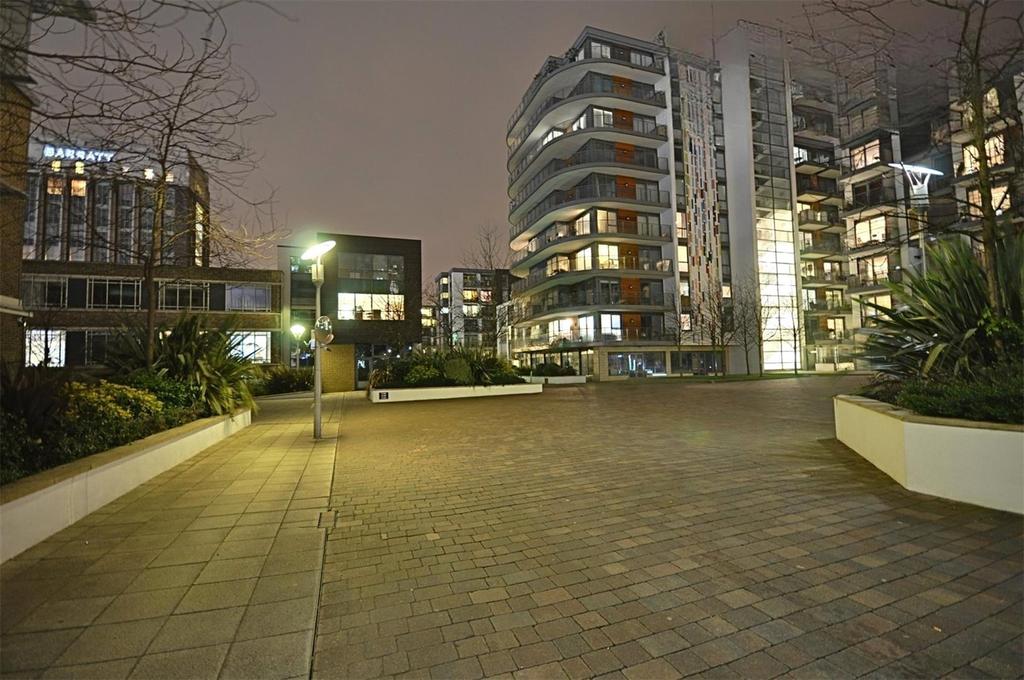 Apartment in London - More