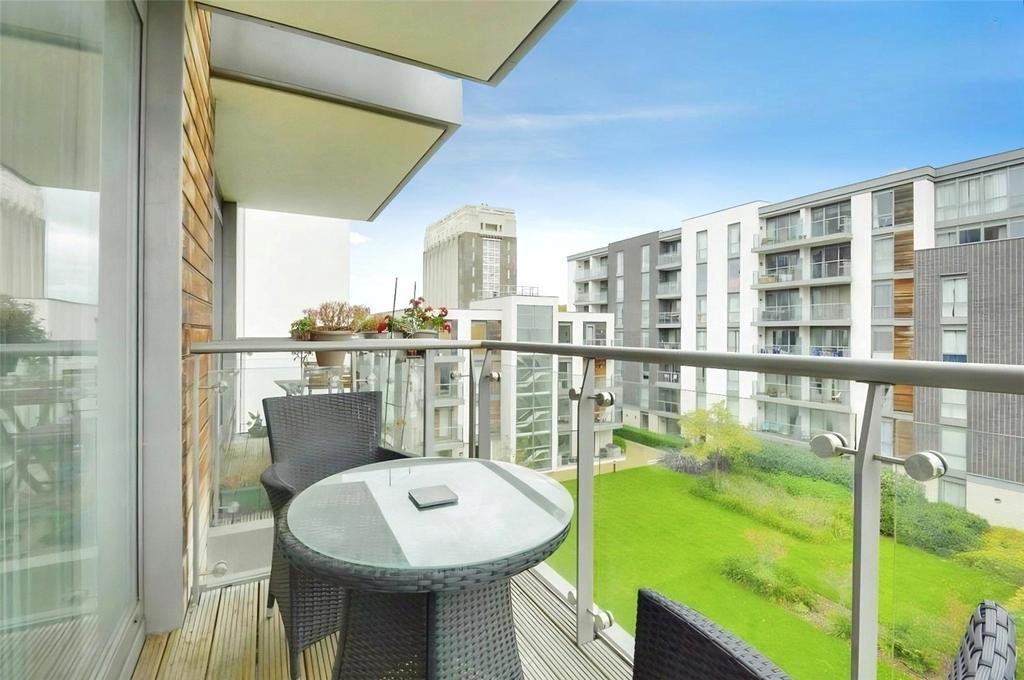 Apartment in London - View 2