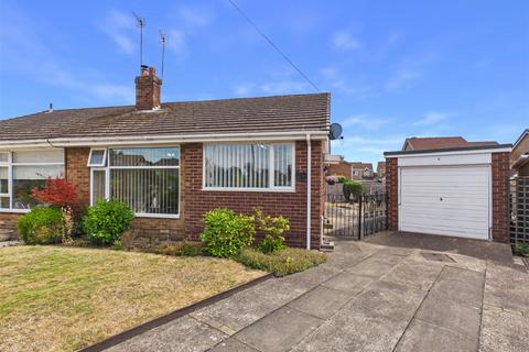 2 bedroom semi-detached bungalow for sale, Elm Avenue, Elloughton