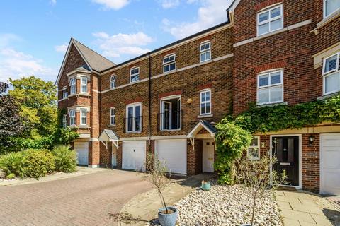 Cavendish Walk, Epsom